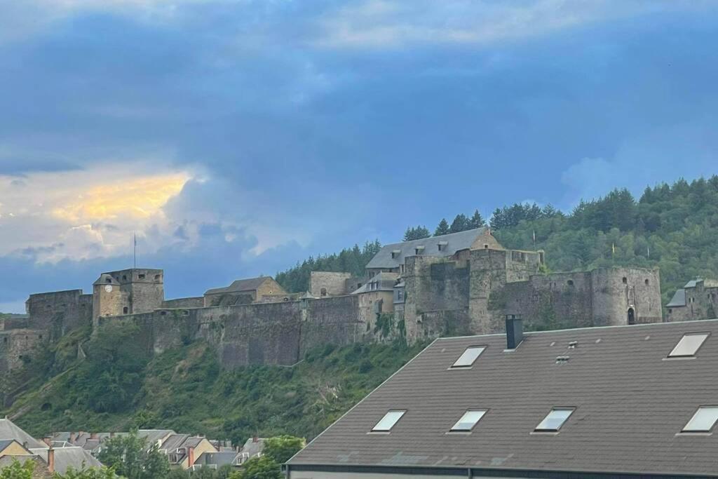 A Bouillon, Appartement Vintage Vue Sur Le Chateau المظهر الخارجي الصورة